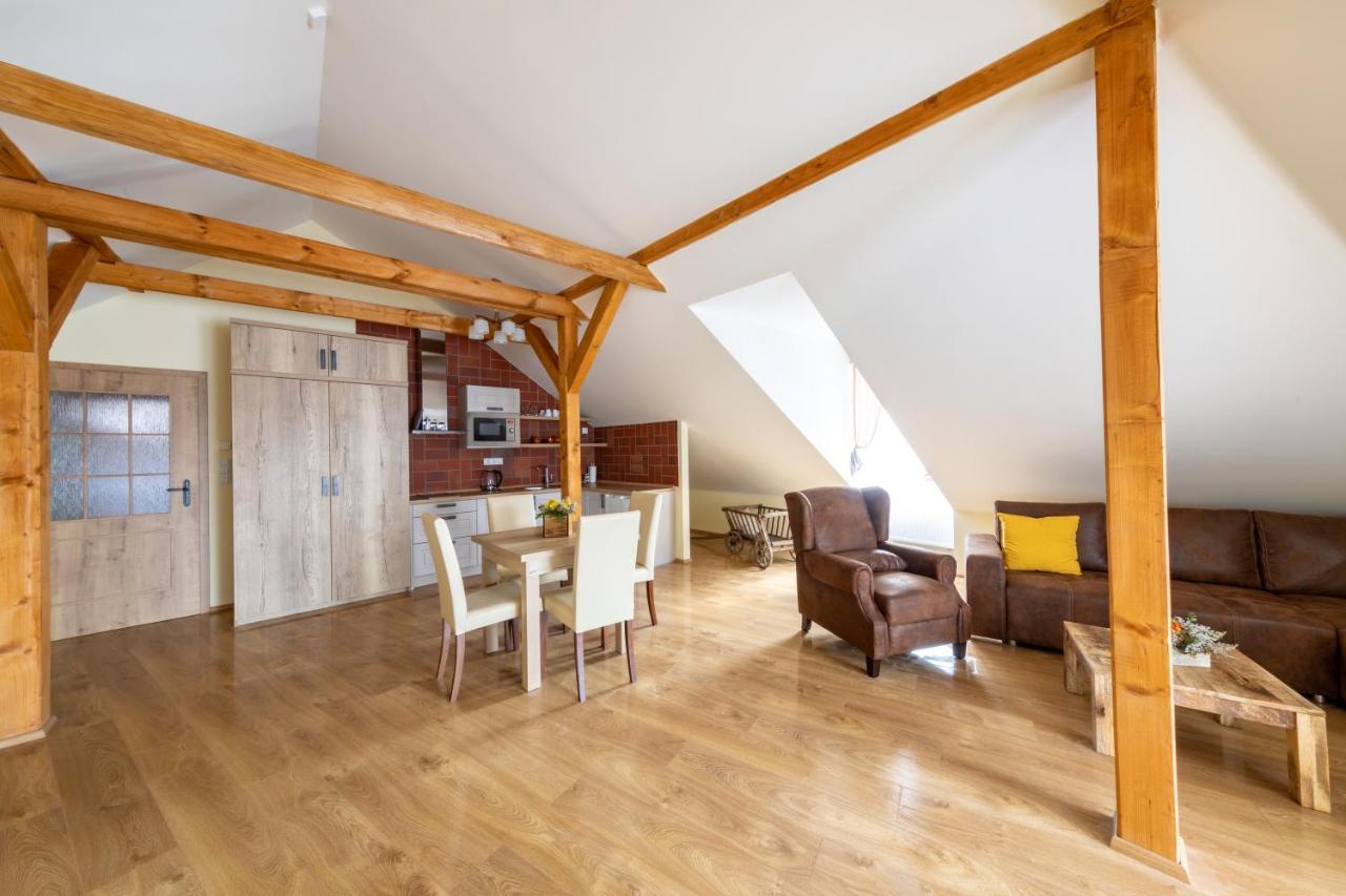 Residence Tvrz Skocice Eksteriør bilde